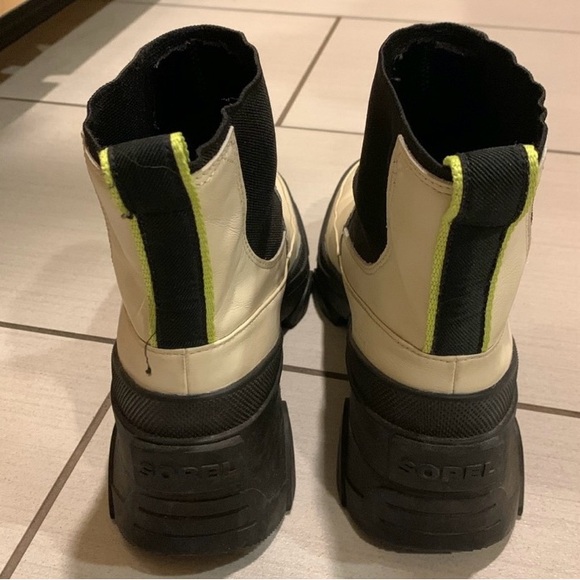 Sorel Brex Chelsea boots. Size 7.5 - Picture 6 of 6